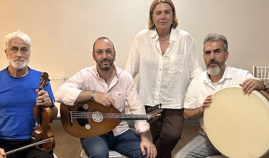 Kuzey Londra Türk Müziği Topluluğundan genç koro