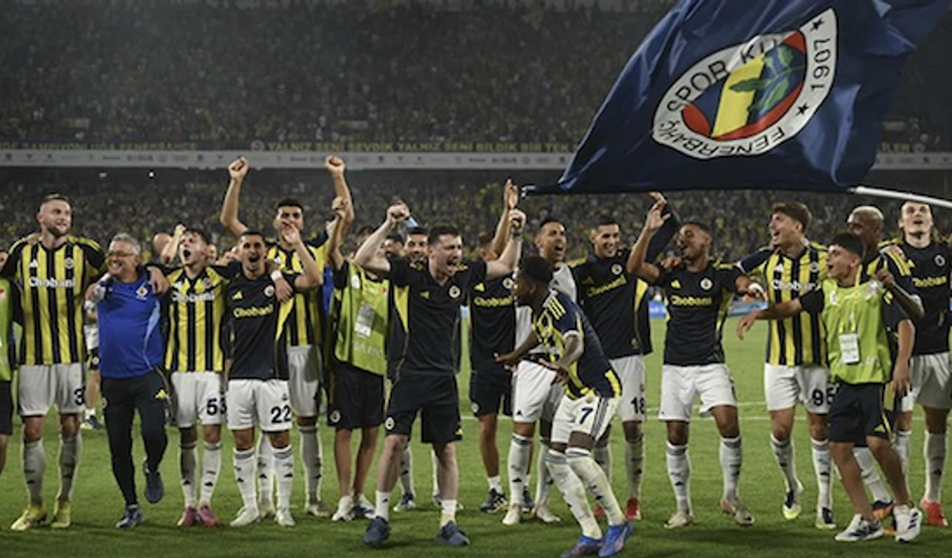 Hollanda basınında Fenerbahçe'nin zafer manşetleri