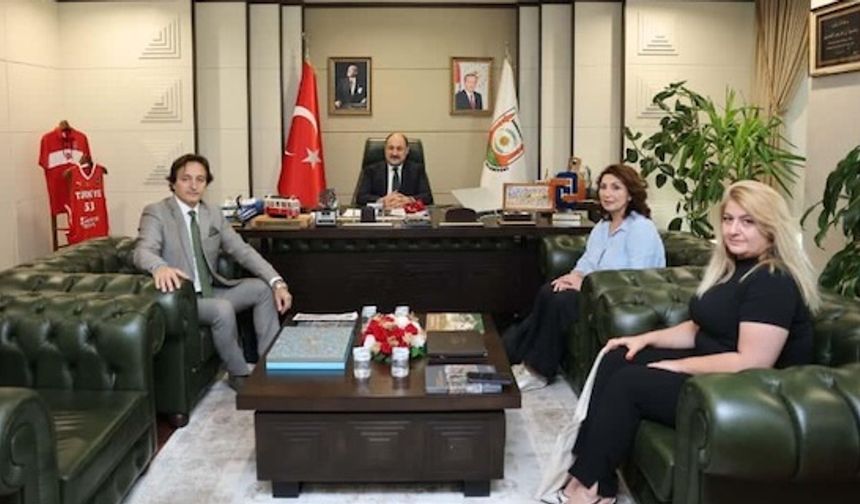 Şanlıurfa Büyükşehir Belediye Başkanı Mehmet Kasım Gülpınar 'Avrupa'lı oldu