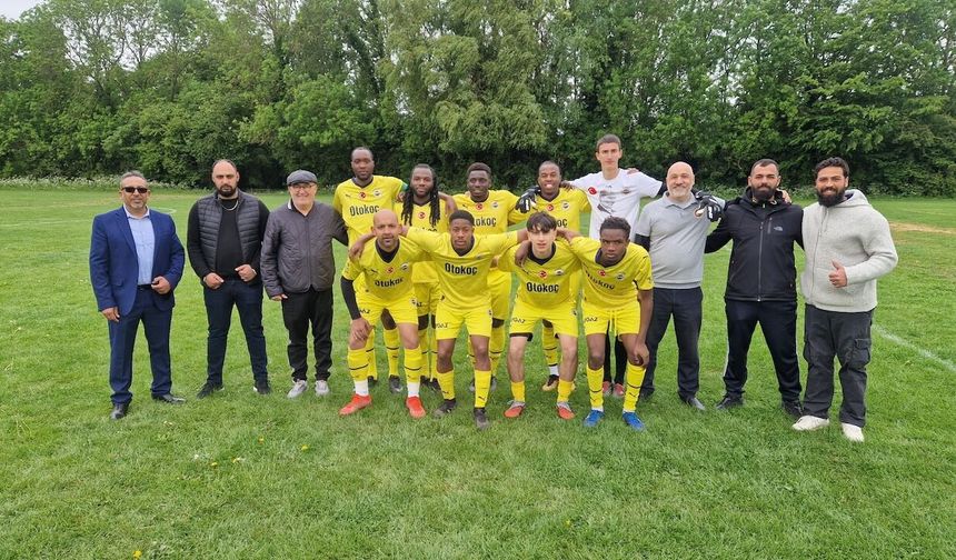 İngiltere Atatürk kupasında şampiyon Fenerbahçe UK